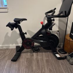 Peloton Bike +