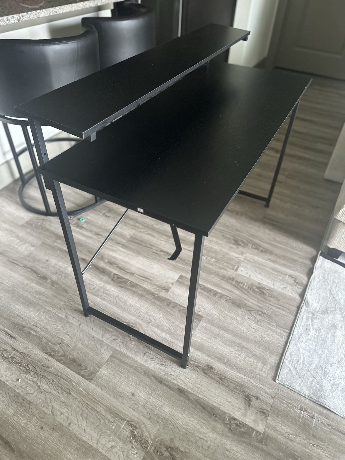 Gaming/computer desk