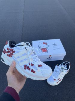 Adidas Adistar Cusion Hello Kitty 50th Anniversary