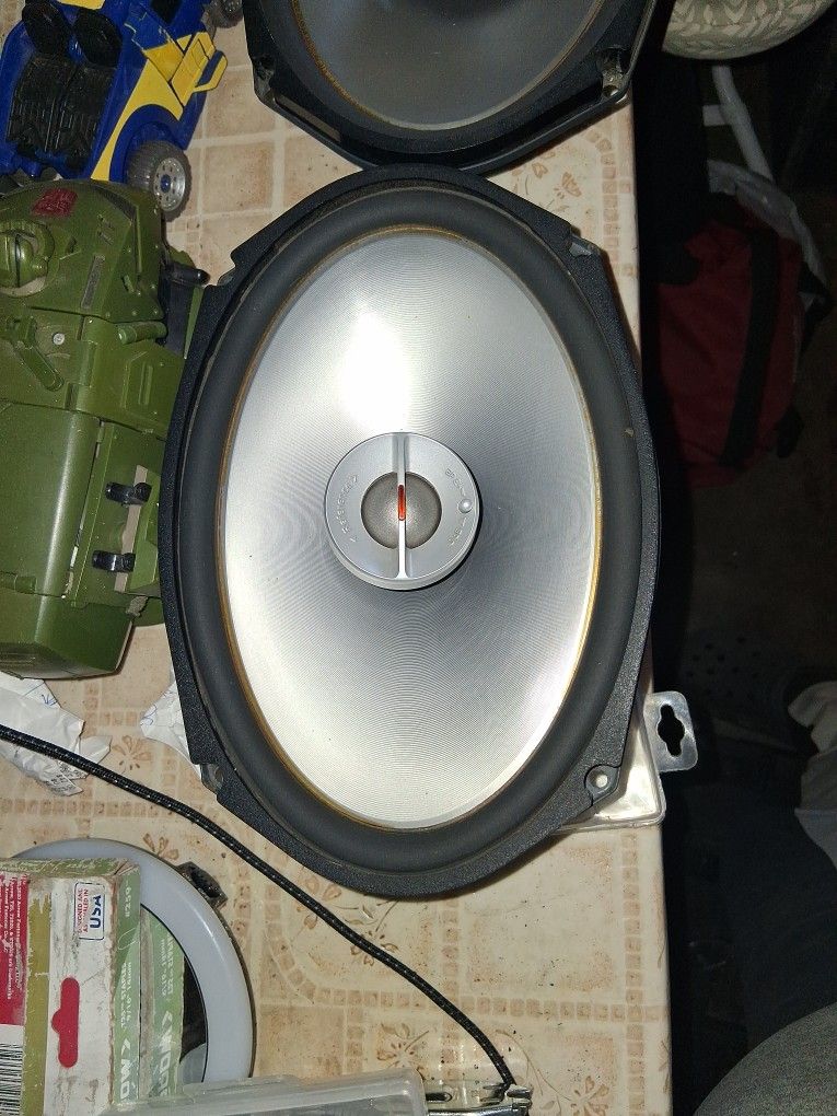 Infinity Reference Series 9622i speakers,6x9 2-way Located In Modesto