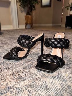 Women’s Heels Size 6-7