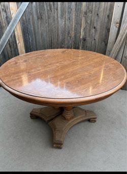 Solid Wood Dining Toom Table