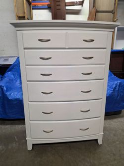 Modern White 5 Drawer Tallboy Dresser
