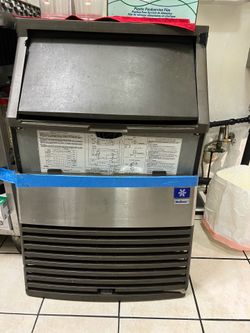 Free ice machine in Bellevue