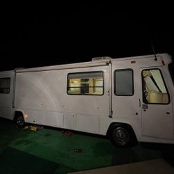Diesel RV for sale – Works perfectly – $7,000 or best offer