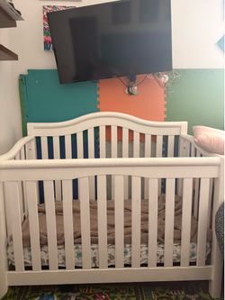 Baby crib