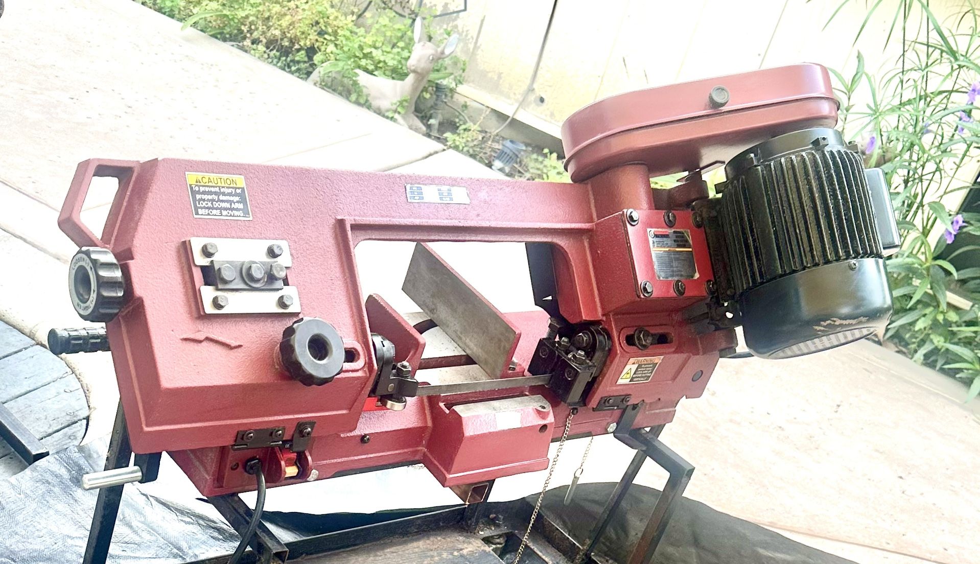 Vertical/Horizontal Bandsaw 