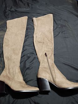 Women's boots $15