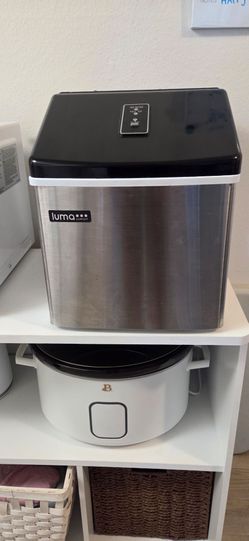 LUNA countertop ice maker.
