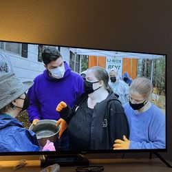 4k Roku tv HDR 43 inch