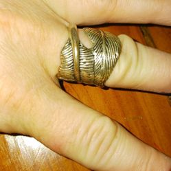 Large Silver Vintage Wrap Around Leaf Ring, Size 9