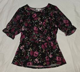 Small Floral Shirt/Blouse