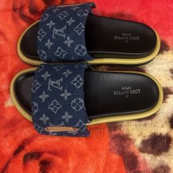 Ladies Slides Size10 Brand New $50