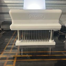JACCARD: ORIGINAL SUPER 3 MEAT TENDERIZER™ COLOR CODED – RED