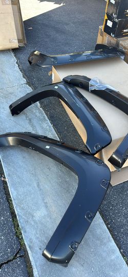 Fender flare 08-10 Ford f250-550