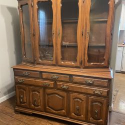 China Cabinet Hutch 