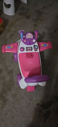 Minnie mouse ride-able airplane