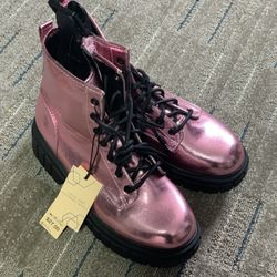 Madden Nyc Girls Kids  Pink Metallic Lug Ankle Boots Lace Up and zip side Size 3