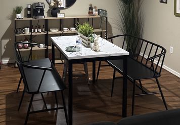 Indoor/outdoor Benches