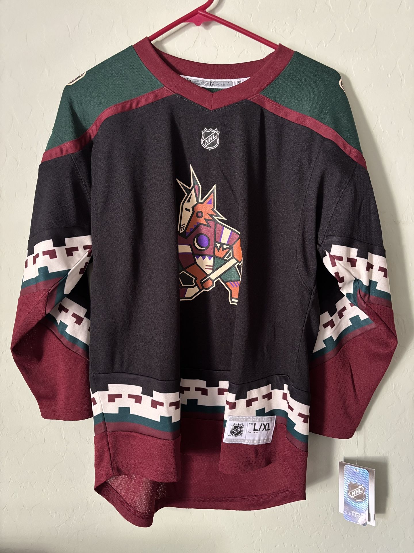 AZ Coyotes Jersey