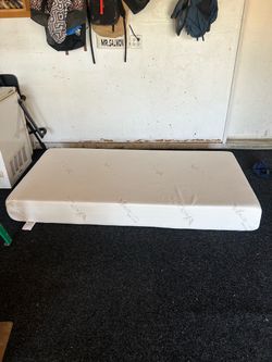 Twin Memory Foam Mattress