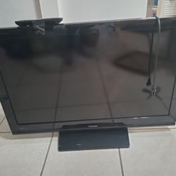 Normal  Tv Panasonic Good Condition 46 Inches $100