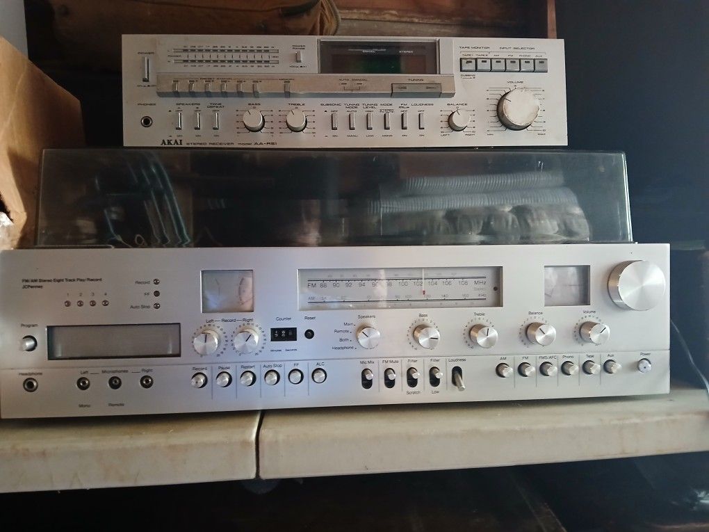 ALOT of Electronics - Receivers,Turntables