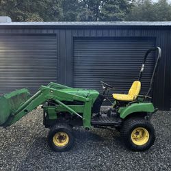John Deere Tractor 