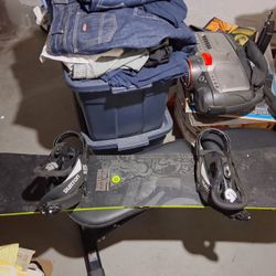 Rome SDS Garage Rocker 152 Snowboard + Burton Bindings – $400 (Firm)
