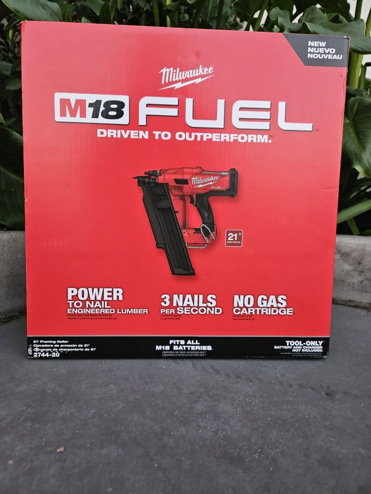 MILWAUKEE M18 FUEL 21° FRAMING NAILER NEW