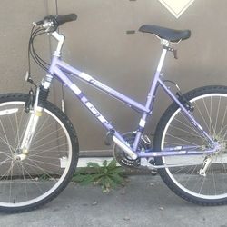 GT palonar Bike, medium size frame, Wheel size 26in