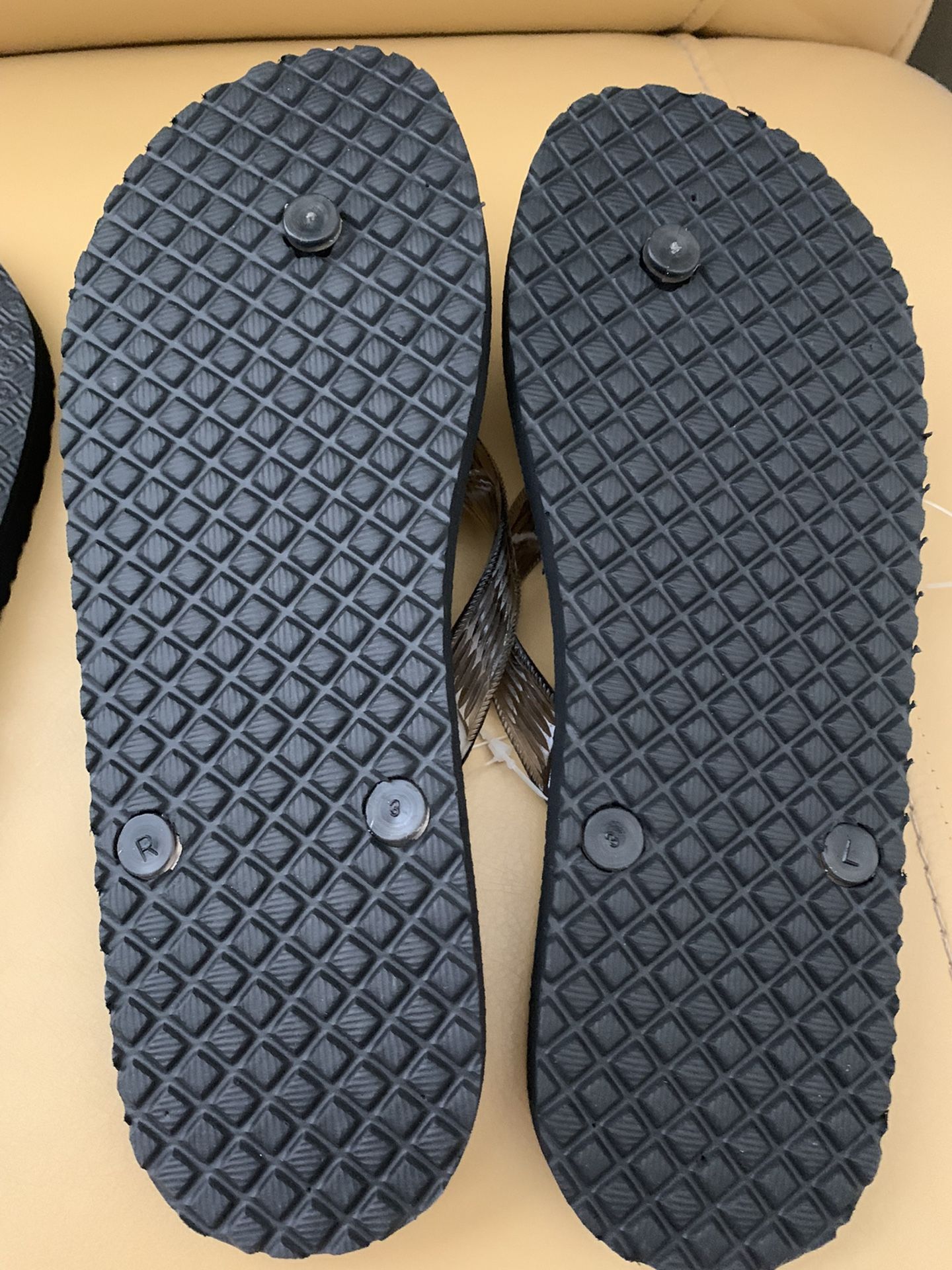 Crystal pearls design woman flipflops knitted beads slippers fur slides brand design woman fur 