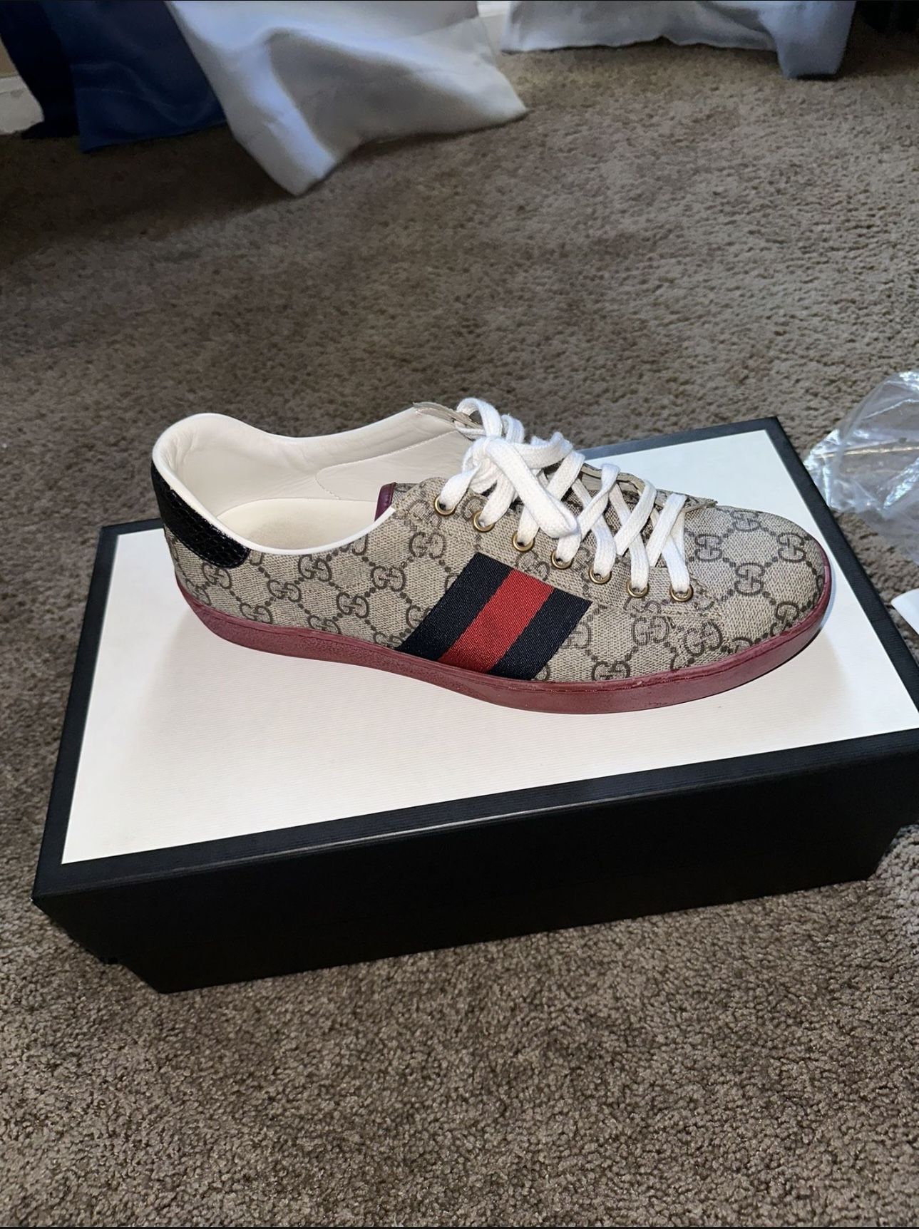 Gucci Sneakers Size 8.5M