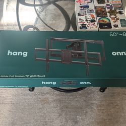 Hang Onn Extra Wide Full Motion TV Wall Mount 