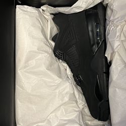 Air Jordan 4 Black Cat Size 11