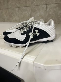 Boys “Under Armour” Cleats Sz 8.5