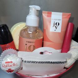 Valentine's Basket. Valentine's Gift Set Shower Gel Lipbalm Body Cream. Nail Polish Jewelry Birthday Gift For Her