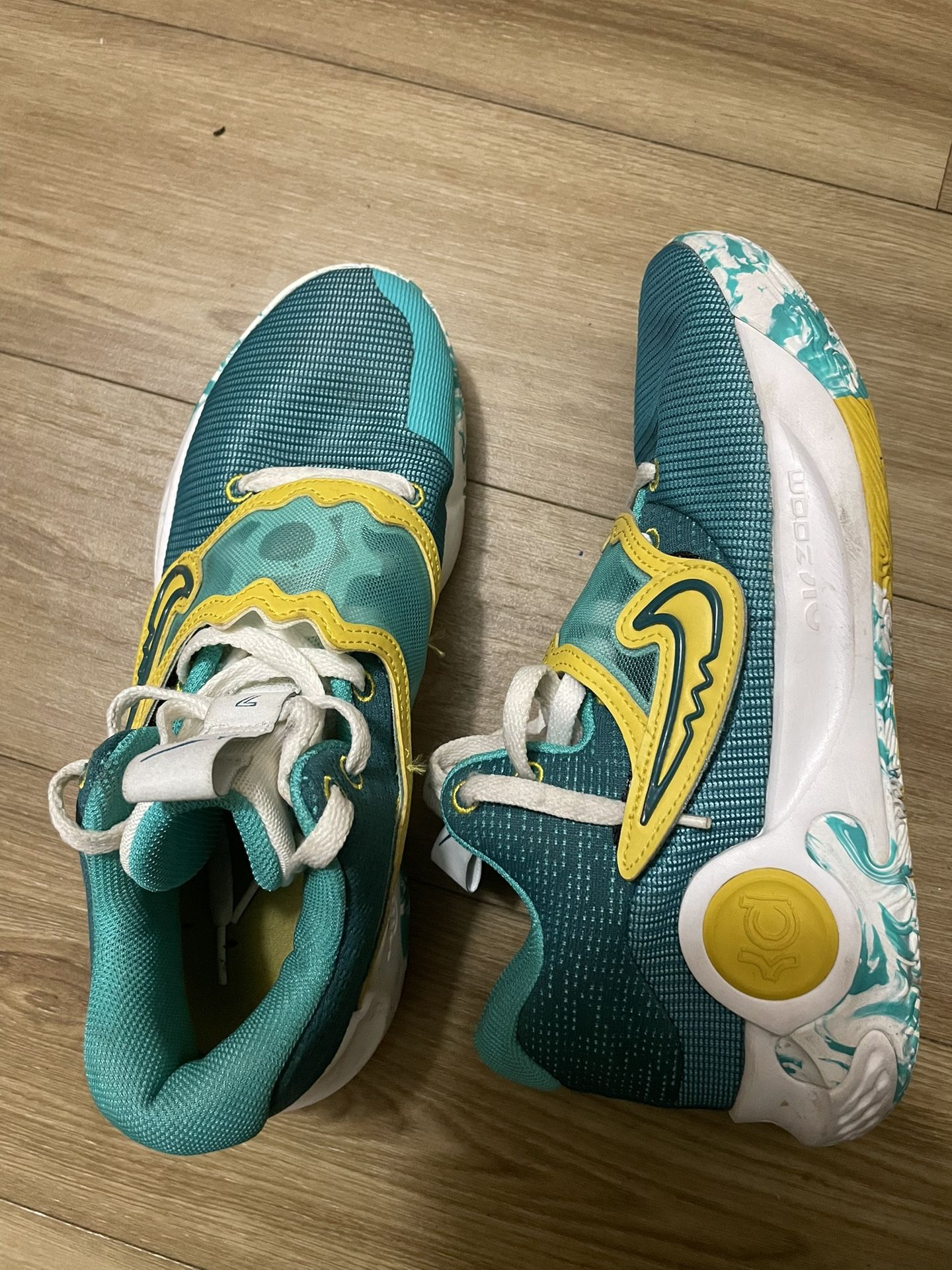Nike KD Trey 5 X "Clear Jade Sulphur
