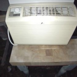 A/C Wall Unit