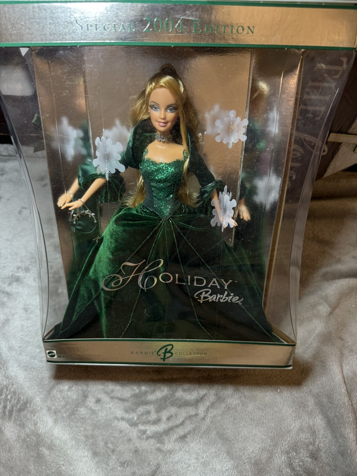 2004 Holiday Barbie Doll Special Edition  Green Dress Blonde  Never taken out of the box  In very good condition