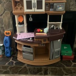 Play Kitchen
