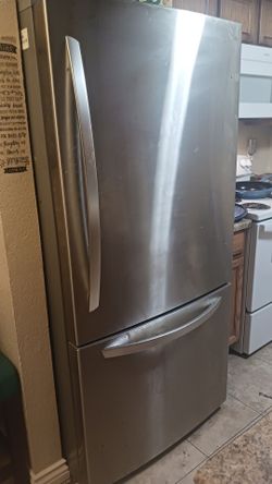 Lg stainless steel refrigerator
