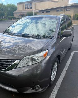 2013 Toyota Sienna