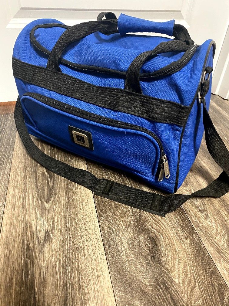 Leisure Duffle Bag, 14"LX11"WX9"H, Duffle Bag