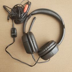 Headphones 