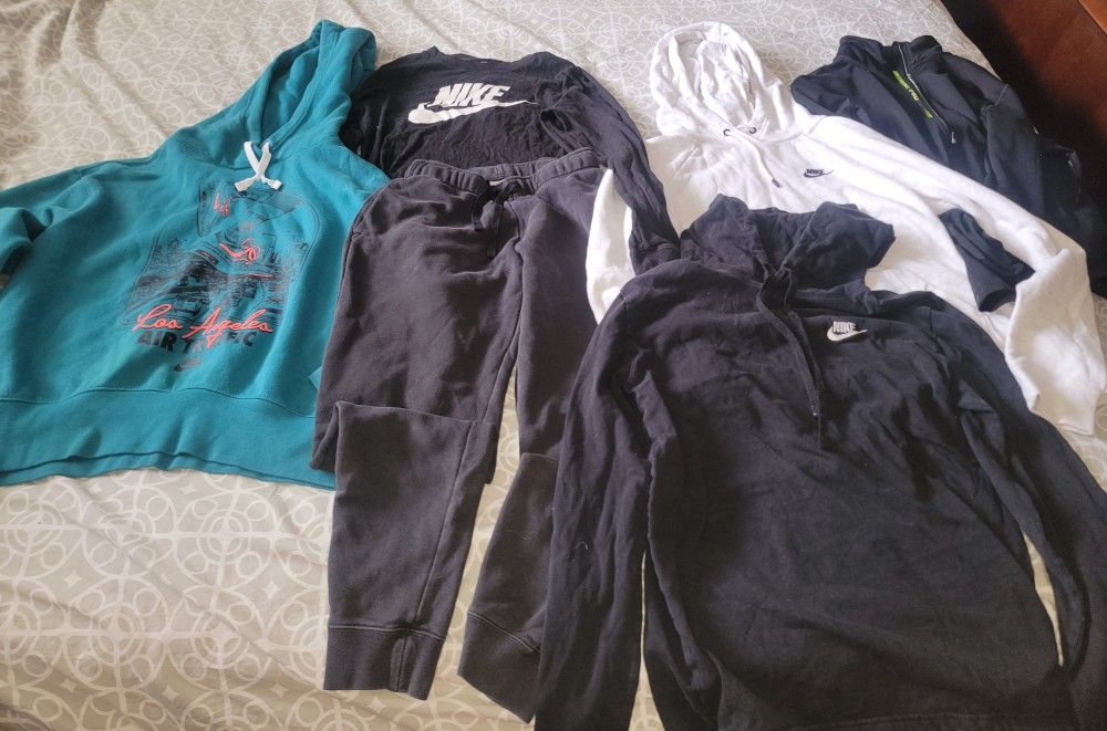 Nike Clouth Hoddie Pants Sweatshirt Small XSmall Girl Women