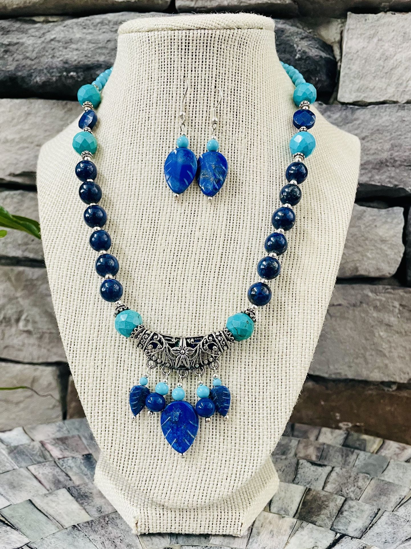 Turquoise And Lapis Lazuli Necklace And Earrings Set