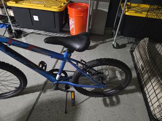 20" Huffy Stone Mountain Boys Bike – 6 Speed, Great Condition