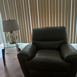 Chair Leather / Vinyl 