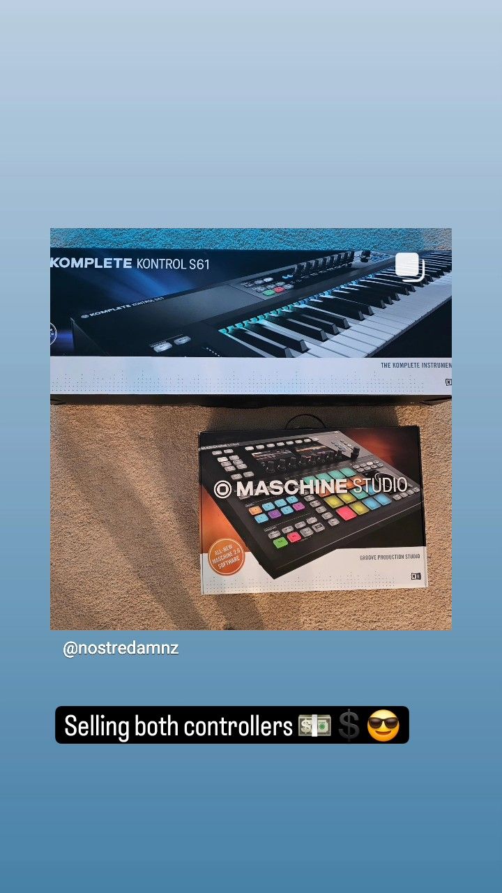 Native Instruments Kontrol S61 MK1 & Maschine Studio Combo